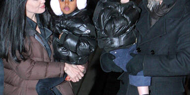 Brad & Kids bei Angie am Set