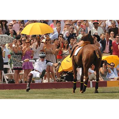 Polo-Turnier: Prinz Harry fiel vom Pferd