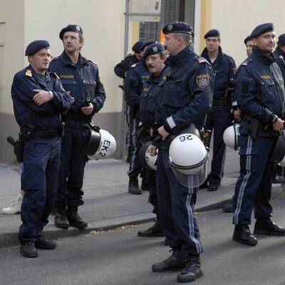 Demo Dammgasse: Pro & Contra Islam