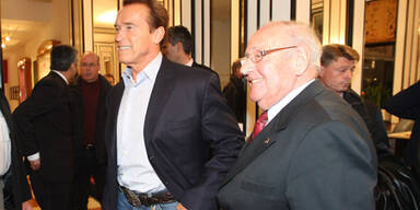 Arnie ist 'Back in Austria'