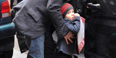 Brangelina: Sie dreht Film, er hütet Kids