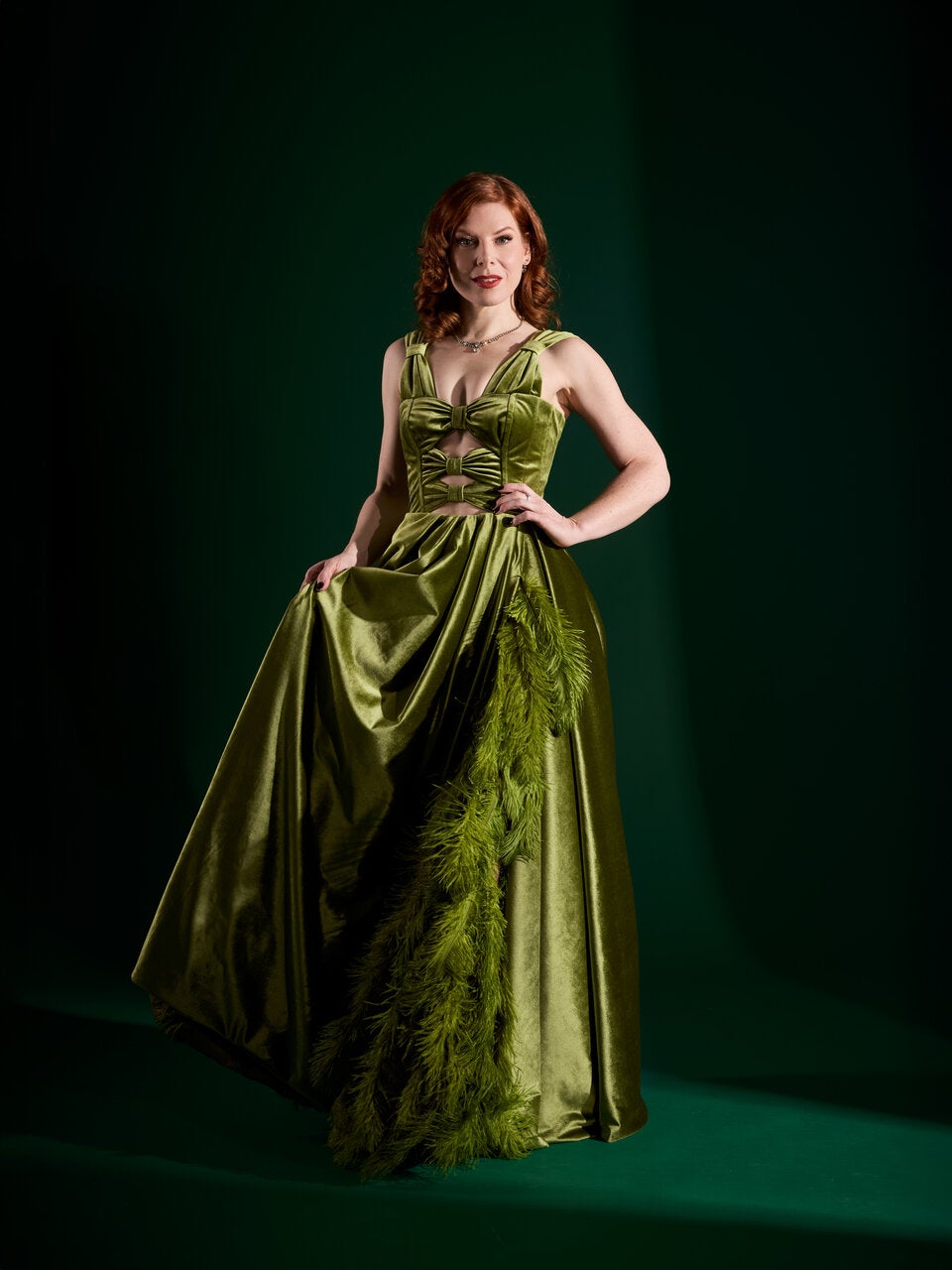 Erste Details zu den Opernballroben von ORF-Stars Teresa Vogl & Mirjam Weichselbraun