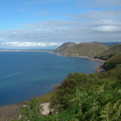China und Japan: Stäbchen ins Essen stecken