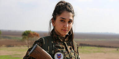 Frau verl&auml;sst Kinder um gegen IS zu k&auml;mpfen