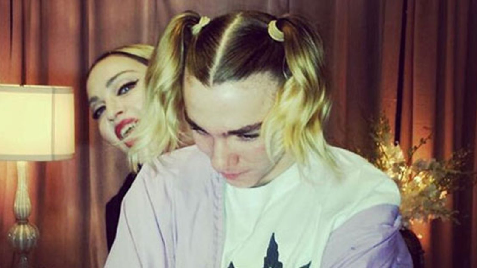 Rocco Ritchie greift Madonna an - stars24