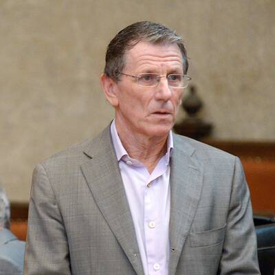 Viel Prominenz auf der Anklagebank