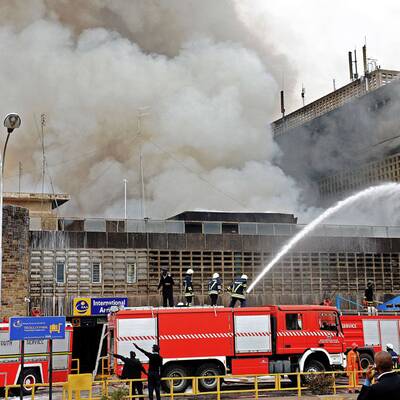 Flughafenbrand in Nairobi: Die Bilder