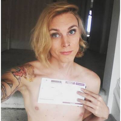 Transgender-Model Courtney Demone