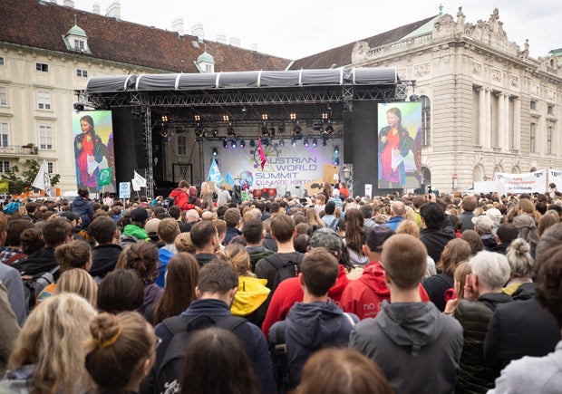 Thunberg und Schwarzenegger auch beim 'Climate Kirtag'