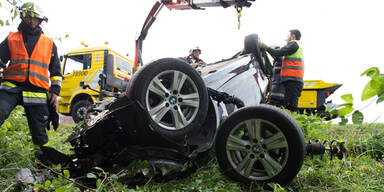 St. Florian: Überschlag nach Überhol-Manöver