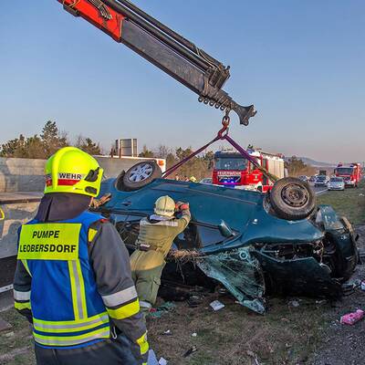 Fahrzeug-Überschlag im Bezirk Baden