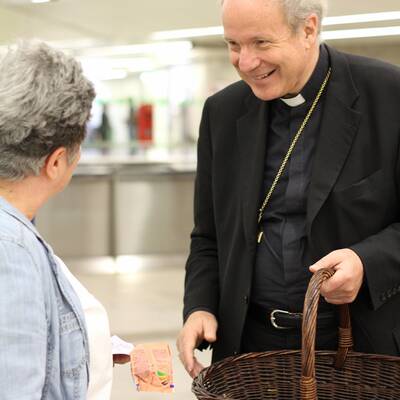 Kardinal Schönborn bereitet den Wienern einen guten Morgen