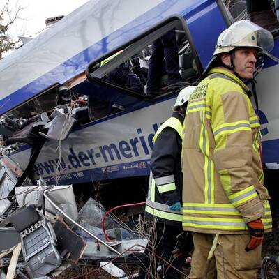 Zug-Kollision: Mehrere Tote