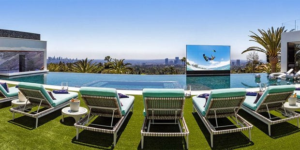 Luxusvilla mit 21 Badezimmern für 94 Mio. Dollar verkauft