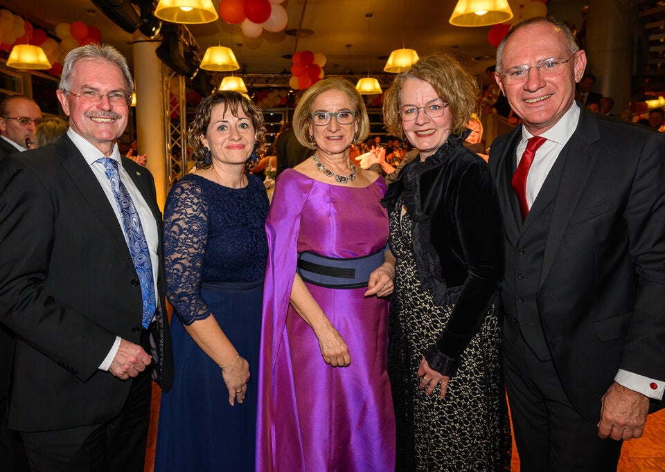 LandhausballMiklLeitner