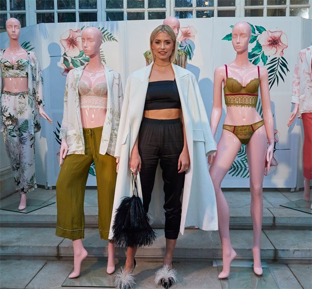 INTIMISSIMI GLAM NIGHT(WEAR)