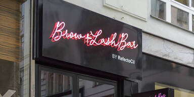 Brow & Lash Bar