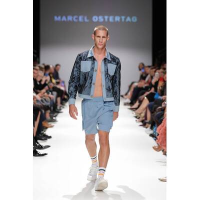 Marcel Ostertag .MQ VIENNA FASHIONWEEK.19