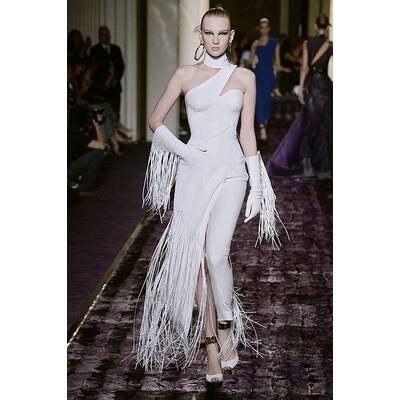 Atelier Versace: J.Lo in Rock & Kleid zugleich