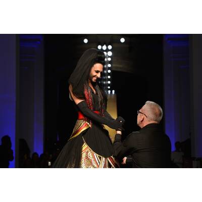 Conchita Wurst läuft für J.P. Gaultier