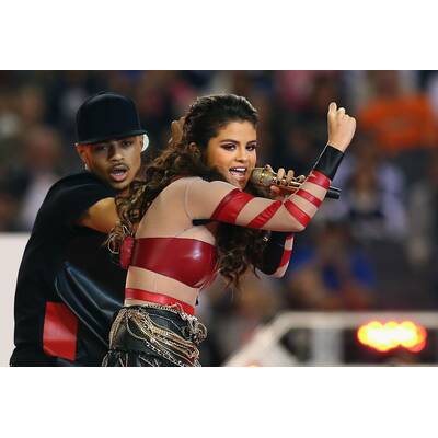 Selena Gomez heizt bei Football-Spiel ein