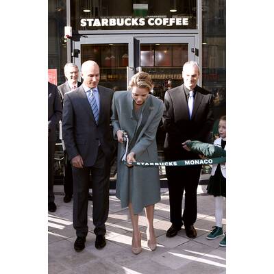 Charlene bei Starbucks-Eröffnung in Monaco