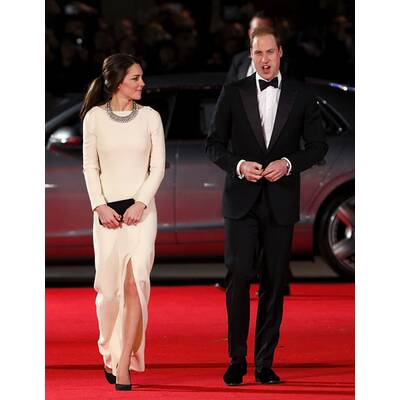 Kate glänz mit 'billigem' Modeschmuck 