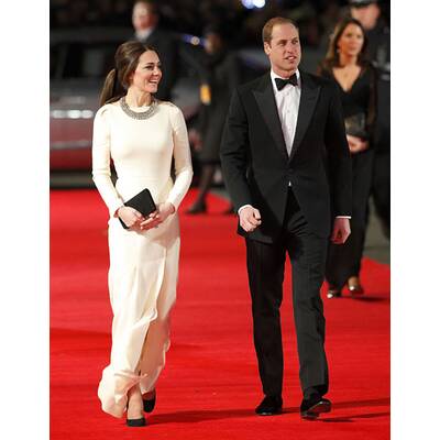 Kate glänz mit 'billigem' Modeschmuck 