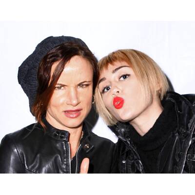 Miley Cyrus zeigt sich mit Wintour-Look