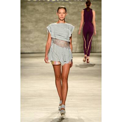 Son Jung Wan Frühjahr/Sommer 2015