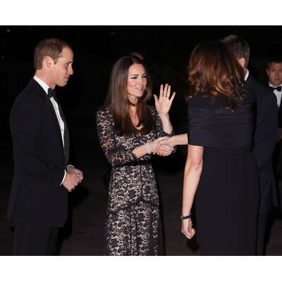 Kate zum 3.Mal in gleicher Robe