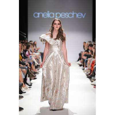 Anelia Peschev Frühling/Sommer 2020 