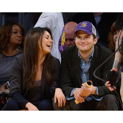 Ashton Kutcher & Mila Kunis: Kiss Cam bei den Lakers 
