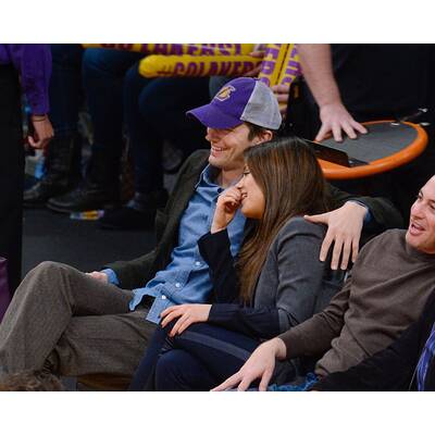Ashton Kutcher & Mila Kunis: Kiss Cam bei den Lakers 