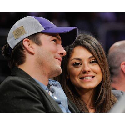 Ashton Kutcher & Mila Kunis: Kiss Cam bei den Lakers 