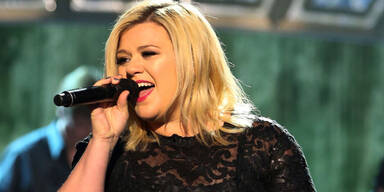 Kelly Clarkson
