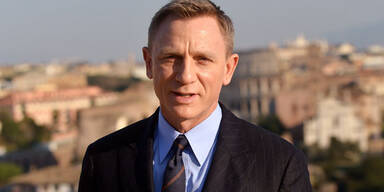 Daniel Craig