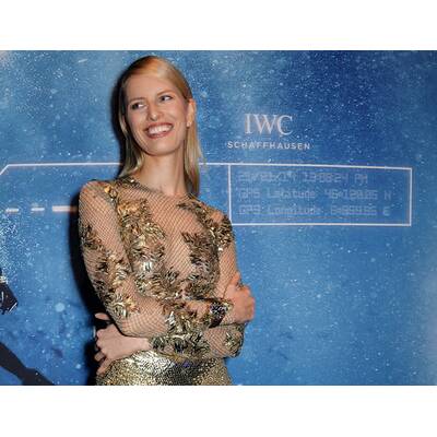 Adriana & Karolina: black & gold 