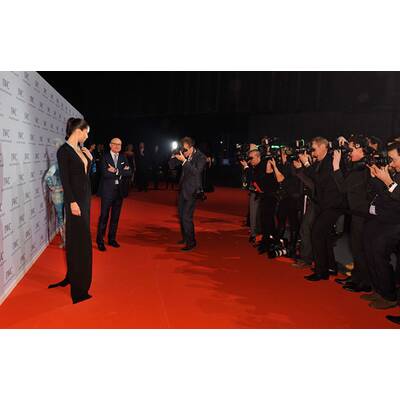 Adriana & Karolina: black & gold 