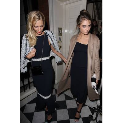 Cara & Poppy Delevingne bei Chloes Hochzeit