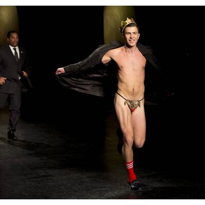 Nacktflitzer bei Prabal Gurung-Show