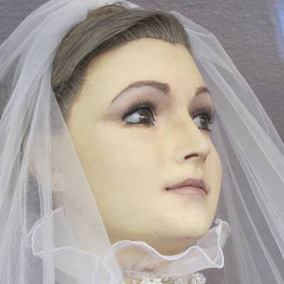 Spooky Schaufensterpuppe