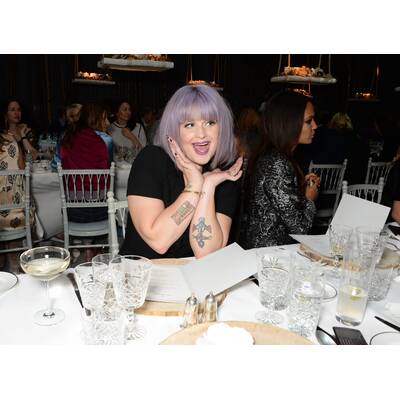 Cara Delevingne feiert Kollektion für Mulberry