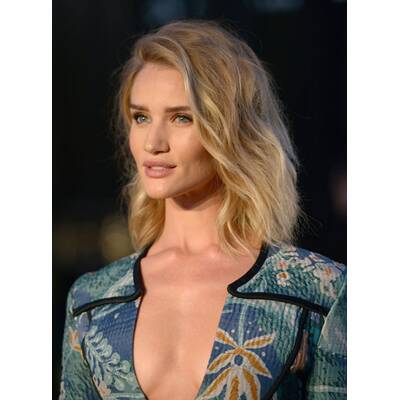 Sexy Rosie Huntington-Whiteley