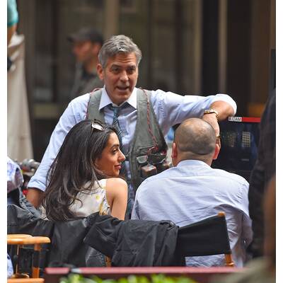 Amal Clooney im Frühlingslook 