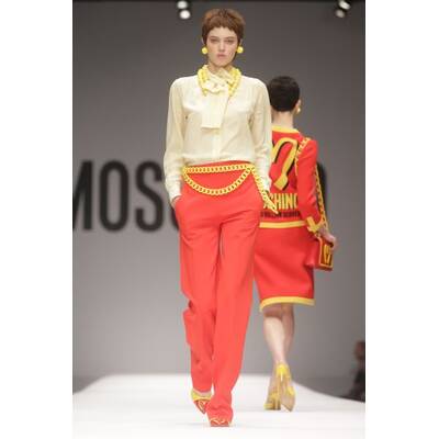 Katy Perry in Moschino