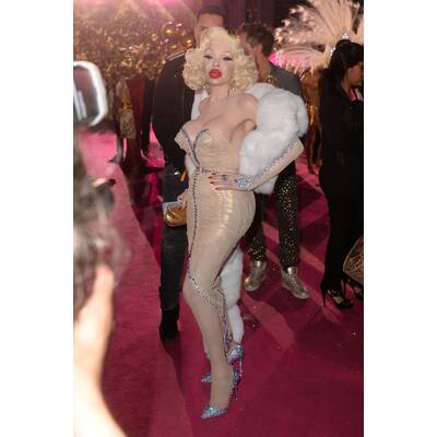 Die schönsten Promi-Looks vom Rosa Teppich 