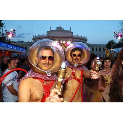 Life Ball 2015: Die schrillsten Kostüme