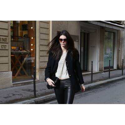 Kendall Jenner bei der Pariser Modewoche