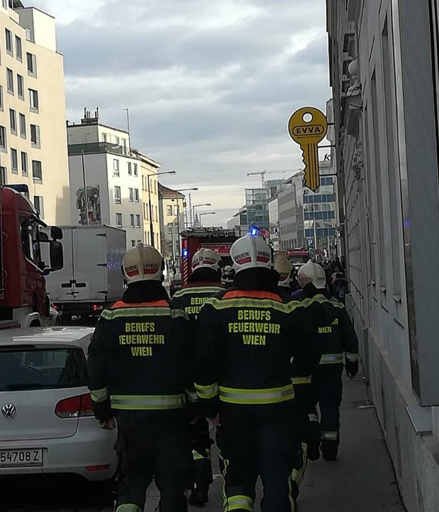 Chemie-Unfall in Wiener Firma: Mehrere Verletzte